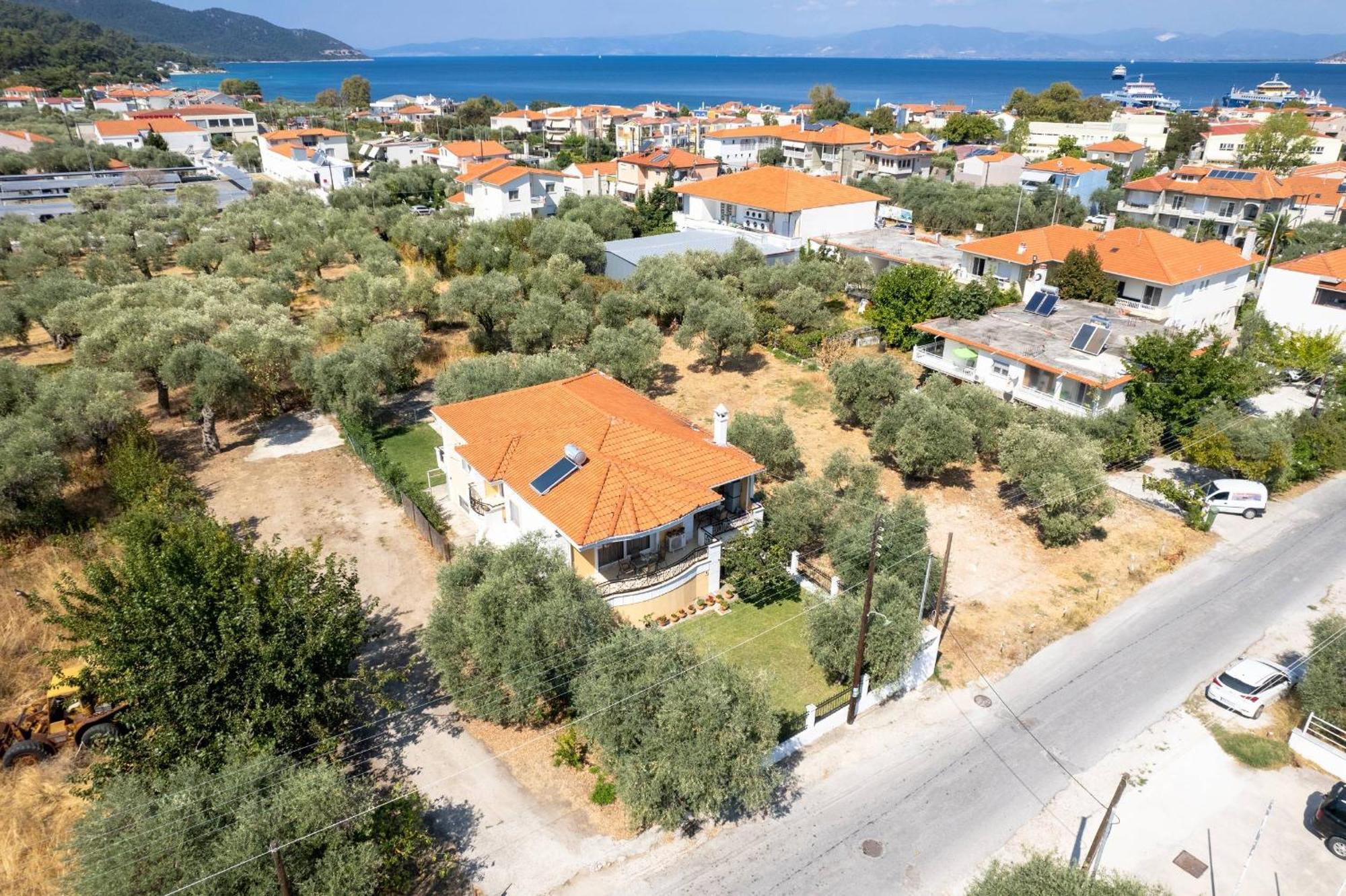 Louloudis Apartments Complex Limenas  Exterior photo